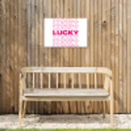 Lucky - Roze - Patroon Tuinposter op houten frame 2 cm dik klein -sfeer4
