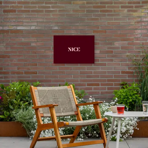 Nice - Bordeaux - Roze Tuinposter op houten frame 2 cm dik klein -sfeer3