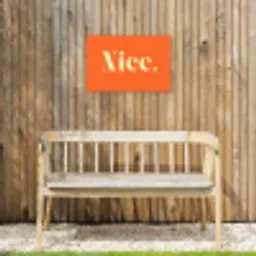 Oranje - Gebroken wit - Nice Tuinposter op houten frame 2 cm dik klein -sfeer4