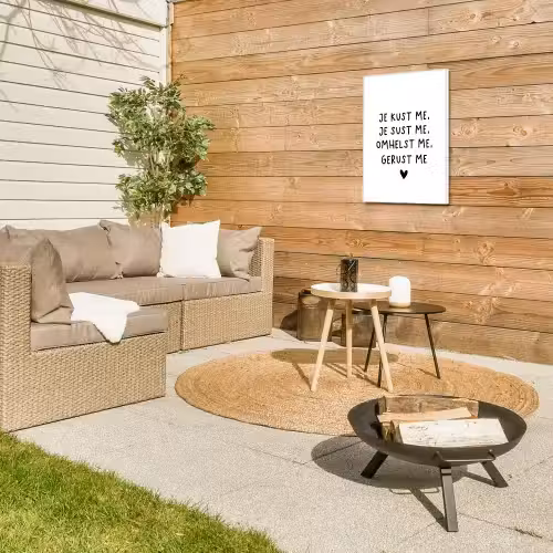Spreuken - Quotes - Je kust je je sust me - Maaike Ouboter Tuinposter op houten frame 2 cm dik klein -sfeer2