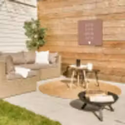 Spreuken - Je kust me je sust me - Maaike Ouboter - Quotes Tuinposter op houten frame 2 cm dik klein -sfeer2