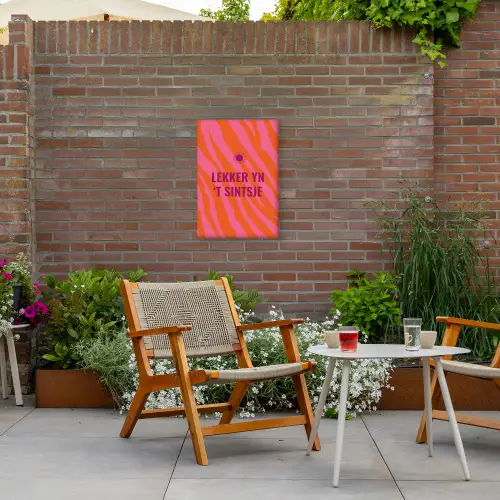 Quote - Zomer - Roze Tuinposter op houten frame 2 cm dik klein -sfeer3