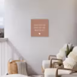 Quotes - En dan denk ik aan Brabant - Spreuken - Guus Meeuwis Tuinposter op houten frame 2 cm dik klein -sfeer1