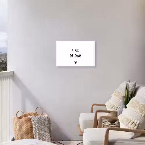 Quotes - Pluk de dag - Tekst - Zwart wit - Hartje Tuinposter op houten frame 2 cm dik klein -sfeer1