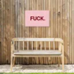 Statement - Krachtig - Roze Tuinposter op houten frame 2 cm dik klein -sfeer4