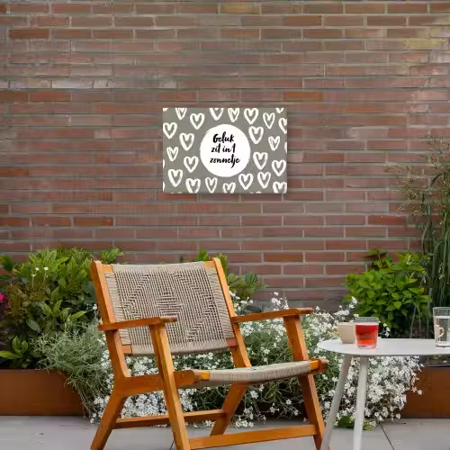 Tekst - geluk zit in 't zonnetje - Quotes - Geluk - Zon Tuinposter op houten frame 2 cm dik klein -sfeer3