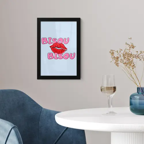 Bisou - Blauw - Roze - Lippen fotolijst zwart zonder passe partout klein -sfeer4