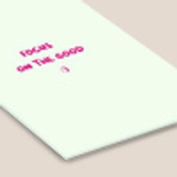 Focus - Beige - Roze - Smiley fotolijst zwart zonder passe partout klein -zsfeer6