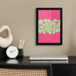 Grateful - Groen - Grafisch - Vloeiend fotolijst zwart zonder passe partout klein -sfeer1