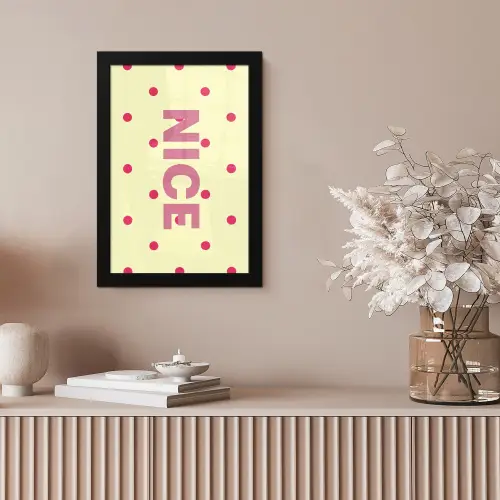 Nice - Stippen - Roze - Geel fotolijst zwart zonder passe partout klein -sfeer5