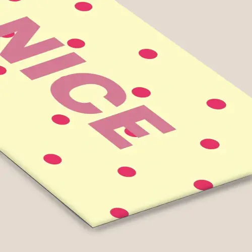 Nice - Stippen - Roze - Geel fotolijst zwart zonder passe partout klein -zsfeer6