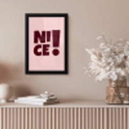 Nice - Uitroepteken - Roze fotolijst zwart zonder passe partout klein -sfeer5