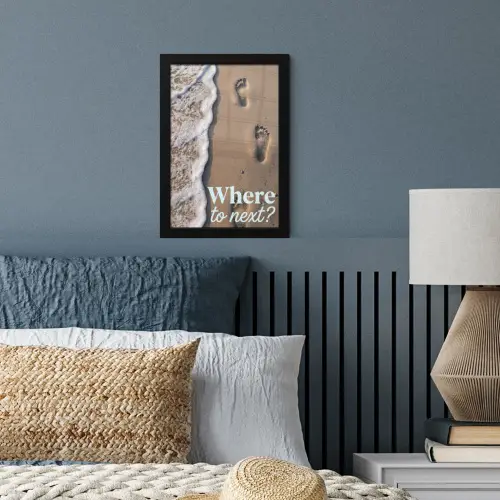 Where to next - Strand - Voetstappen fotolijst zwart zonder passe partout klein -sfeer3