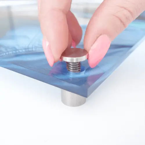 3-foto-op-glas-ophangsysteem-binnenin.png