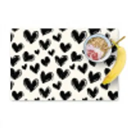 Hartjes - Patroon - Zwart Placemat vinyl groot 368 -zzzproduct_Kitchenyeah-website