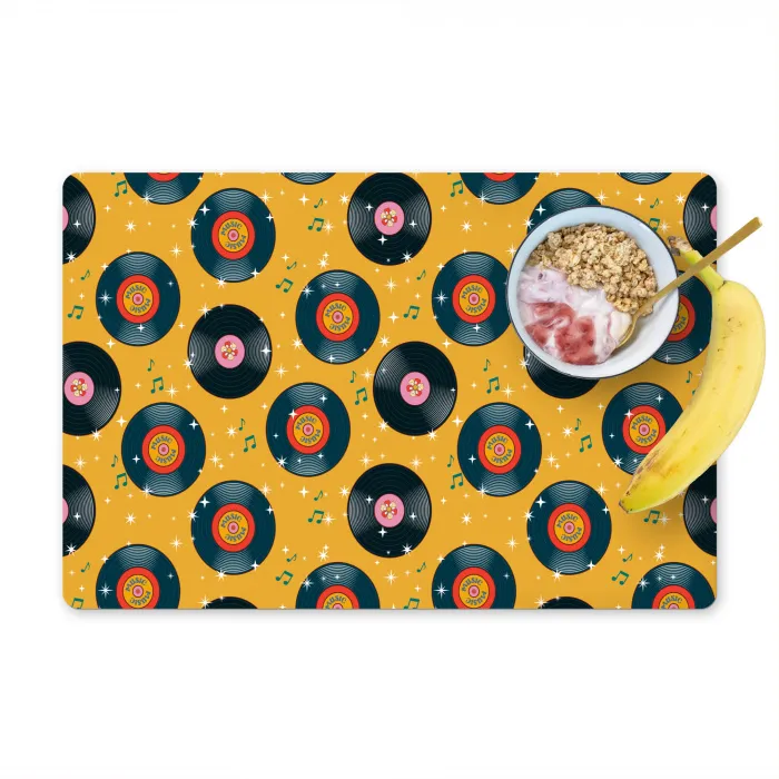 Muziek - Patroon - Geel Placemat vinyl groot 368 -zzzproduct_Kitchenyeah-website