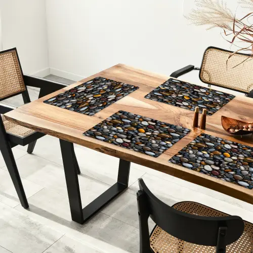 Geel - Kiezels - Glad Placemat vinyl groot 368 -zzsfeer4_Kitchenyeah-website
