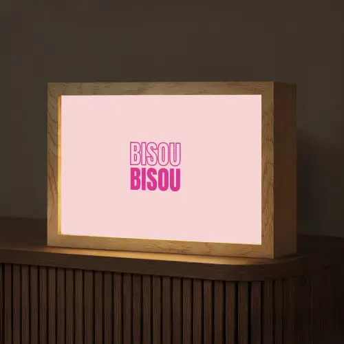 Bisou - Roze - Minimalistisch Light Box met kabel (Tafellamp) klein -z3d_website