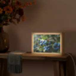 Blauwe bessen - Dauwdruppels - Natuurlijk licht Light Box met kabel (Tafellamp) klein -sfeer4