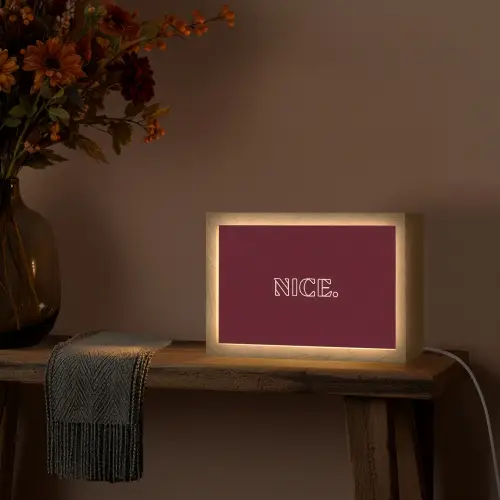 Bordeaux - Nice - minimalistisch Light Box met kabel (Tafellamp) klein -sfeer4