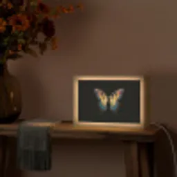 Vlinder - Kleurrijk - Speels Light Box met kabel (Tafellamp) klein -sfeer4
