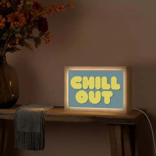 Chill out - Geel - Blauw Light Box met kabel (Tafellamp) klein -sfeer4