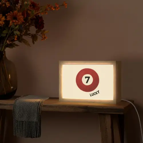 Cirkel - Zeven - Lucky - Rood Light Box met kabel (Tafellamp) klein -sfeer4