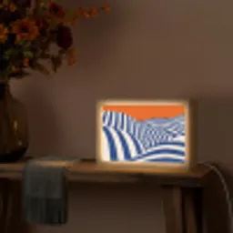 Fietser - Heuvels - Strepen - Blauw Light Box met kabel (Tafellamp) klein -sfeer4