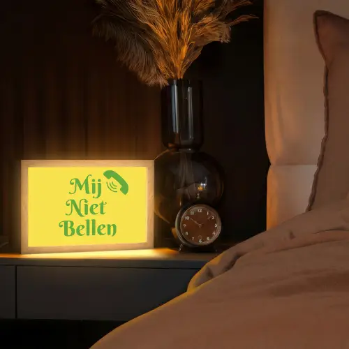 Mij niet bellen - Telefoon - Geel Light Box met kabel (Tafellamp) klein -sfeer1