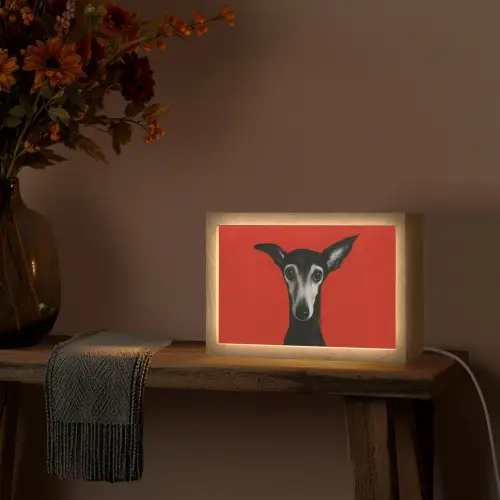 Windhond - Minimalistisch - Rood Light Box met kabel (Tafellamp) klein -sfeer4