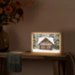 Huis - Bos - Winter - Natuur - Sneeuw Light Box met kabel (Tafellamp) klein -sfeer4