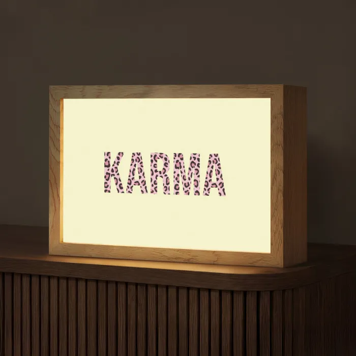 Karma - Luipaardprint - Geel Light Box met kabel (Tafellamp) klein -z3d_website