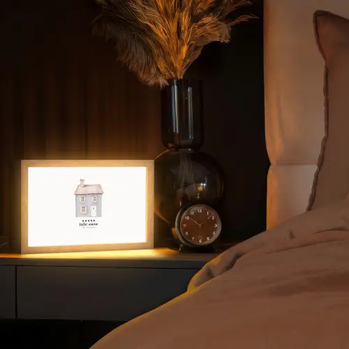 Lichtblauw - Huisje - Mama - Tekst Light Box met kabel (Tafellamp) klein -sfeer1