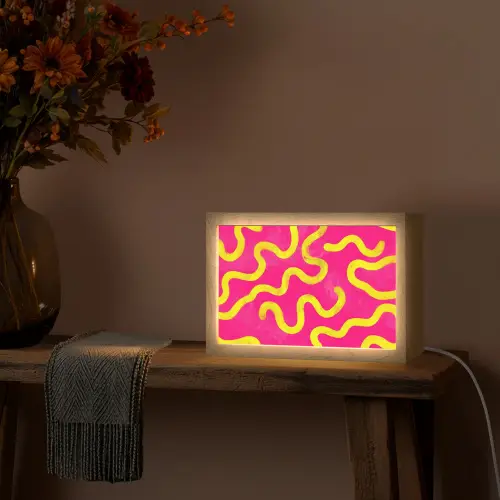 Lijn - Geel - Abstract Light Box met kabel (Tafellamp) klein -sfeer4