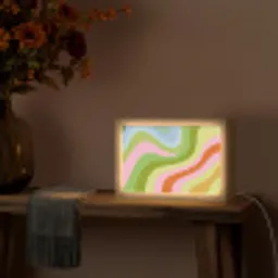 Lijnen - Pasteltinten - Golvend Light Box met kabel (Tafellamp) klein -sfeer4