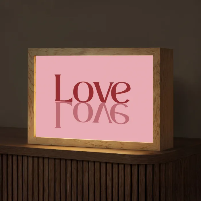 Love - Roze - Spiegeling Light Box met kabel (Tafellamp) klein -z3d_website