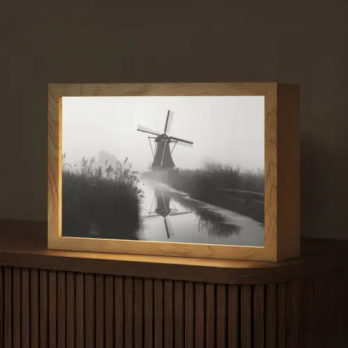 Molen - Weerspiegeling - Landschap - Water Light Box met kabel (Tafellamp) klein -z3d_website