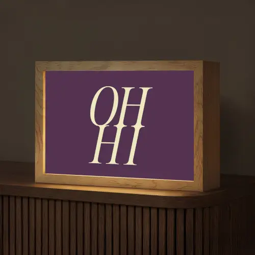 Oh hi - Paars - Minimalistisch Light Box met kabel (Tafellamp) klein -z3d_website