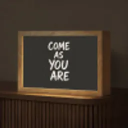 Quote - Zwart - Simpel Light Box met kabel (Tafellamp) klein -z3d_website