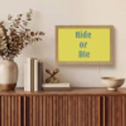 Ride or die - Geel - Blauw Light Box met kabel (Tafellamp) klein -sfeer2