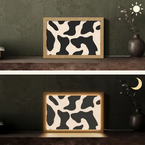 Vlekkenpatroon - Koe - Beige Light Box met kabel (Tafellamp) klein -sfeer3