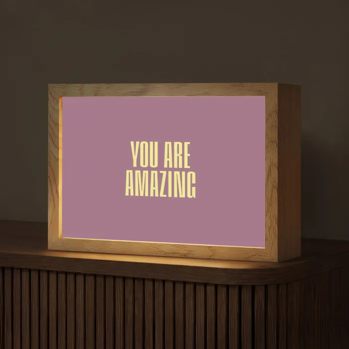 Tekst - Paars - Amazing Light Box met kabel (Tafellamp) klein -z3d_website