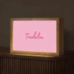 Toedeloe - Roze - Minimalistisch Light Box met kabel (Tafellamp) klein -z3d_website