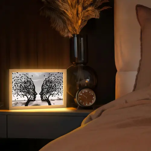 Bomen - Gezicht - Bladeren - Moderne kunst Light Box met kabel (Tafellamp) klein -sfeer1