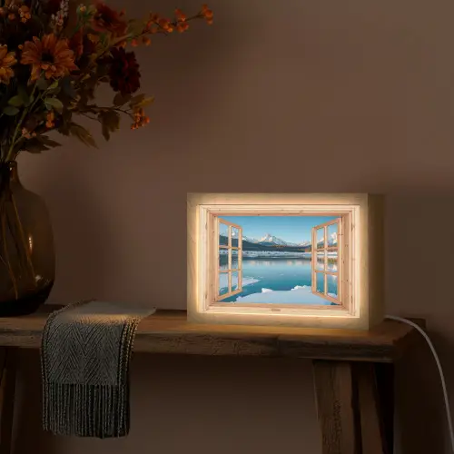Doorkijk - Landschap - Winter - Meer - Bergen - Uitzicht Light Box met kabel (Tafellamp) klein -sfeer4
