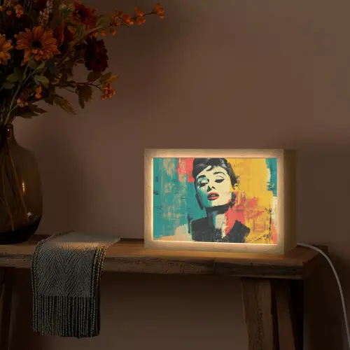 Vrouw - Rode lippen - Expressief - Grafisch Light Box met kabel (Tafellamp) klein -sfeer4
