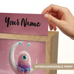 Maan - Monster - Roze Light Box met kabel (Kinderlampje) klein -USP_websiteprintEN