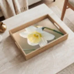 Narcis - Bloem - Minimalistisch Dienblad Rechthoek middel -sfeer1