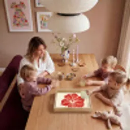 Rode hibiscusbloem - Textuur achtergrond - Beige Dienblad Rechthoek middel -sfeer4