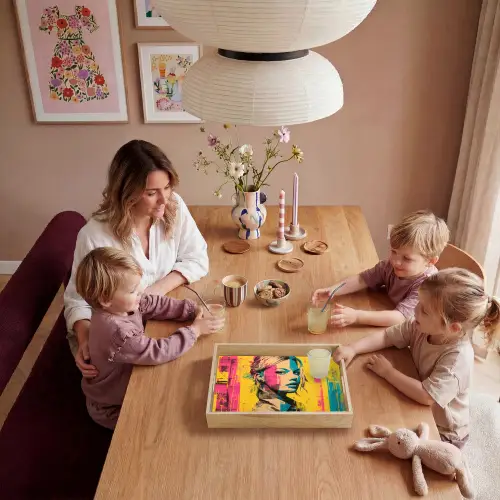 Vrouw - Verfstrepen - Gekleurd Dienblad Rechthoek middel -sfeer4